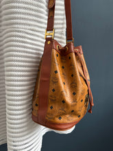 Lade das Bild in den Galerie-Viewer, MCM VINTAGE BEUTEL
