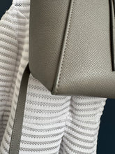 Lade das Bild in den Galerie-Viewer, CÉLINE BELT
