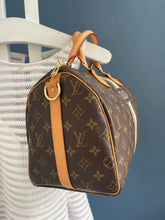 Lade das Bild in den Galerie-Viewer, LOUIS VUITTON SPEEDY 30
