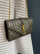 Lade das Bild in den Galerie-Viewer, YSL ENVELOPE SMALL
