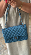 Lade das Bild in den Galerie-Viewer, CHANEL DOUBLE FLAP JUMBO
