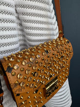 Lade das Bild in den Galerie-Viewer, MCM PATRICIA DIAMOND EDITION
