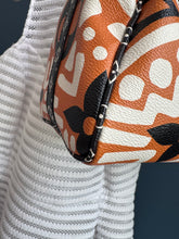 Lade das Bild in den Galerie-Viewer, LOUIS VUITTON SPEEDY 25 CRAFTY
