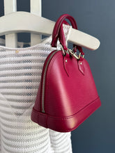 Lade das Bild in den Galerie-Viewer, LOUIS VUITTON ALMA BB EPI
