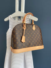 Lade das Bild in den Galerie-Viewer, LOUIS VUITTON ALMA MM
