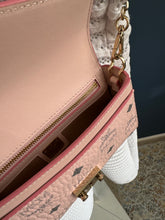 Lade das Bild in den Galerie-Viewer, MCM PATRICIA BAG
