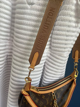 Lade das Bild in den Galerie-Viewer, LOUIS VUITTON LOOPING
