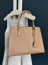 Lade das Bild in den Galerie-Viewer, PRADA BAG
