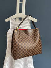 Lade das Bild in den Galerie-Viewer, LOUIS VUITTON GRACEFUL MM
