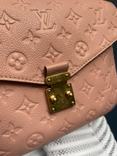 Lade das Bild in den Galerie-Viewer, LOUIS VUITTON MÉTIS
