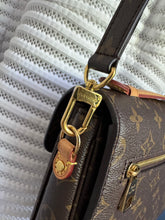 Lade das Bild in den Galerie-Viewer, LOUIS VUITTON MÉTIS
