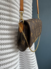 Lade das Bild in den Galerie-Viewer, LOUIS VUITTON FAVORITE
