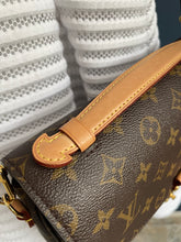 Lade das Bild in den Galerie-Viewer, LOUIS VUITTON MÉTIS
