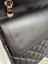 Lade das Bild in den Galerie-Viewer, CHANEL DOUBLE FLAP MAXI
