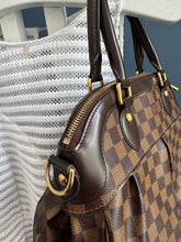 Lade das Bild in den Galerie-Viewer, LOUIS VUITTON TIVOLI
