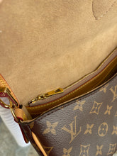 Lade das Bild in den Galerie-Viewer, LOUIS VUITTON DIANE COZYGRAM
