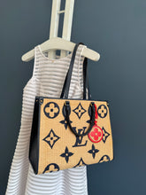 Lade das Bild in den Galerie-Viewer, LOUIS VUITTON ONTHEGO MM
