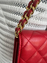 Lade das Bild in den Galerie-Viewer, CHANEL WOC
