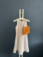 Lade das Bild in den Galerie-Viewer, MCM CLUTCH
