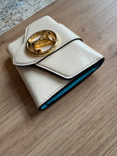 Lade das Bild in den Galerie-Viewer, LOUIS VUITTON PONT NEUF COMPACT
