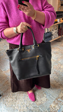 Lade das Bild in den Galerie-Viewer, PRADA VITELLO DAINO SHOPPER
