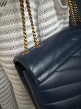 Lade das Bild in den Galerie-Viewer, YSL LOULOU SMALL

