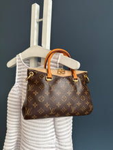Lade das Bild in den Galerie-Viewer, LOUIS VUITTON PALLAS BB
