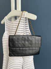 Lade das Bild in den Galerie-Viewer, CHANEL 2.55 DOUBLE CLUTCH
