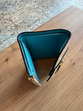 Lade das Bild in den Galerie-Viewer, LOUIS VUITTON PONT NEUF COMPACT
