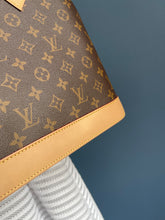 Lade das Bild in den Galerie-Viewer, LOUIS VUITTON ALMA MM
