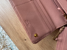 Lade das Bild in den Galerie-Viewer, PRADA GELDBÖRSE
