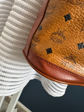 Lade das Bild in den Galerie-Viewer, MCM VINTAGE BEUTEL
