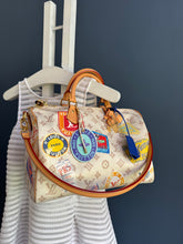 Lade das Bild in den Galerie-Viewer, LOUIS VUITTON SPEEDY SOFT FLIGHT COLLECTION
