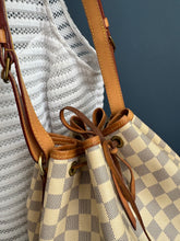 Lade das Bild in den Galerie-Viewer, LOUIS VUITTON NOÉ GRANDE
