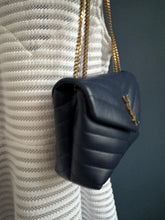 Lade das Bild in den Galerie-Viewer, YSL LOULOU SMALL

