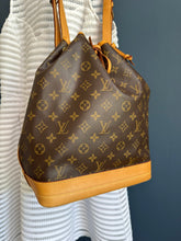 Lade das Bild in den Galerie-Viewer, LOUIS VUITTON NOÉ GRANDE
