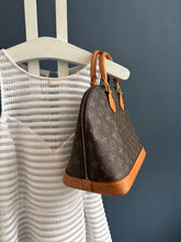 Lade das Bild in den Galerie-Viewer, LOUIS VUITTON ALMA PM

