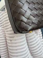 Lade das Bild in den Galerie-Viewer, BOTTEGA VENETA MINI WALLACE BAG
