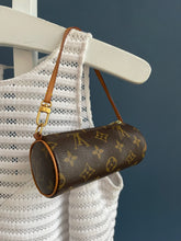 Lade das Bild in den Galerie-Viewer, LOUIS VUITTON PAPILLON MINI
