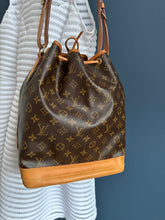 Lade das Bild in den Galerie-Viewer, LOUIS VUITTON NOÉ GRANDE
