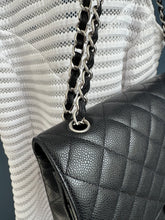 Lade das Bild in den Galerie-Viewer, CHANEL DOUBLE FLAP MAXI
