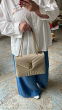 Lade das Bild in den Galerie-Viewer, YSL LOULOU MEDIUM
