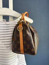 Lade das Bild in den Galerie-Viewer, LOUIS VUITTON SPEEDY 25
