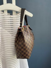 Lade das Bild in den Galerie-Viewer, LOUIS VUITTON GRACEFUL PM
