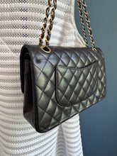 Lade das Bild in den Galerie-Viewer, CHANEL DOUBLE FLAP MEDIUM
