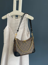 Lade das Bild in den Galerie-Viewer, LOUIS VUITTON BOULOGNE PM
