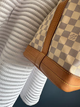 Lade das Bild in den Galerie-Viewer, LOUIS VUITTON NOÉ GRANDE
