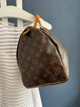 Lade das Bild in den Galerie-Viewer, LOUIS VUITTON SPEEDY 35
