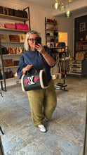 Lade das Bild in den Galerie-Viewer, LOUIS VUITTON TEDDY SPEEDY 30
