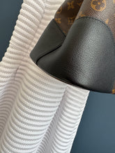 Lade das Bild in den Galerie-Viewer, LOUIS VUITTON FLANDRIN
